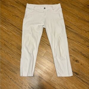 Aritzia white Denim capris Pants